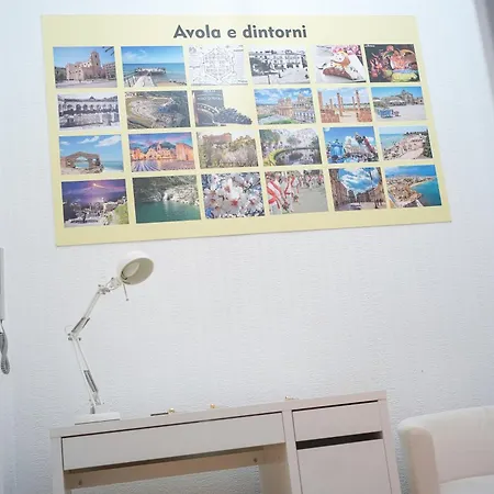 Principe Umberto Nocleg ze śniadaniem Avola